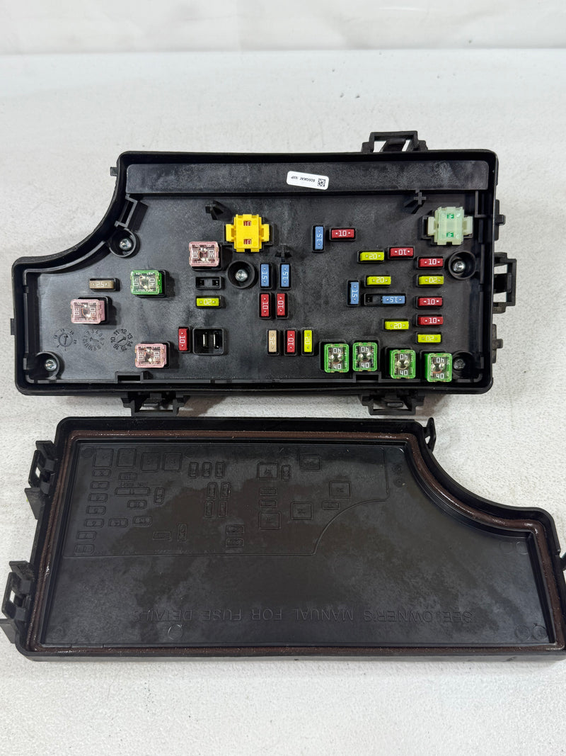 2011 - 2014 Chrysler 200 Fuse Box Relay Distribution Block P04692346AE OEM