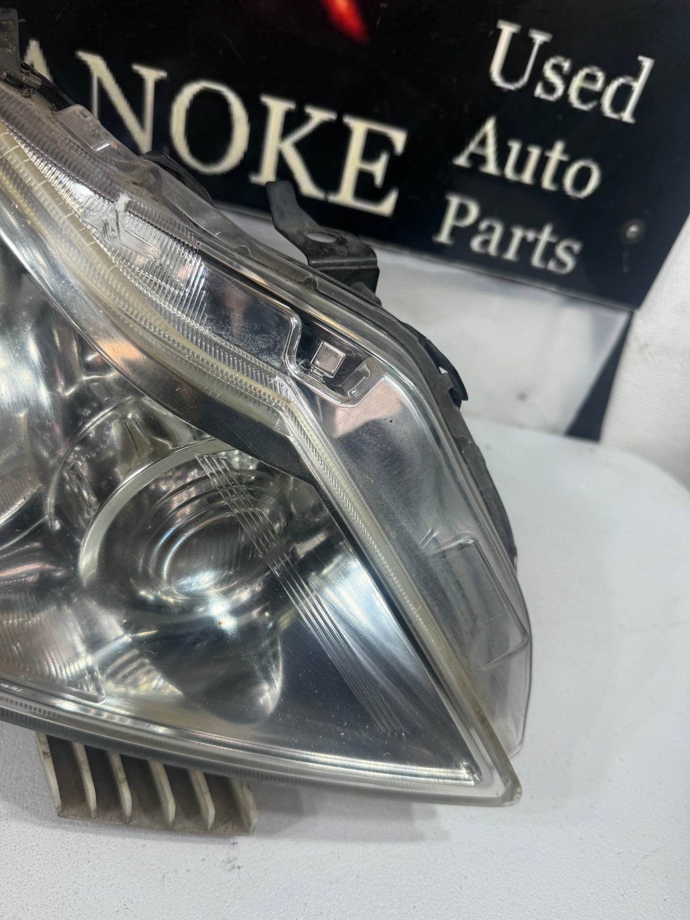 2010-2013 Infiniti G25 G37 Sedan Front Right Side Xenon HID Headlight OEM