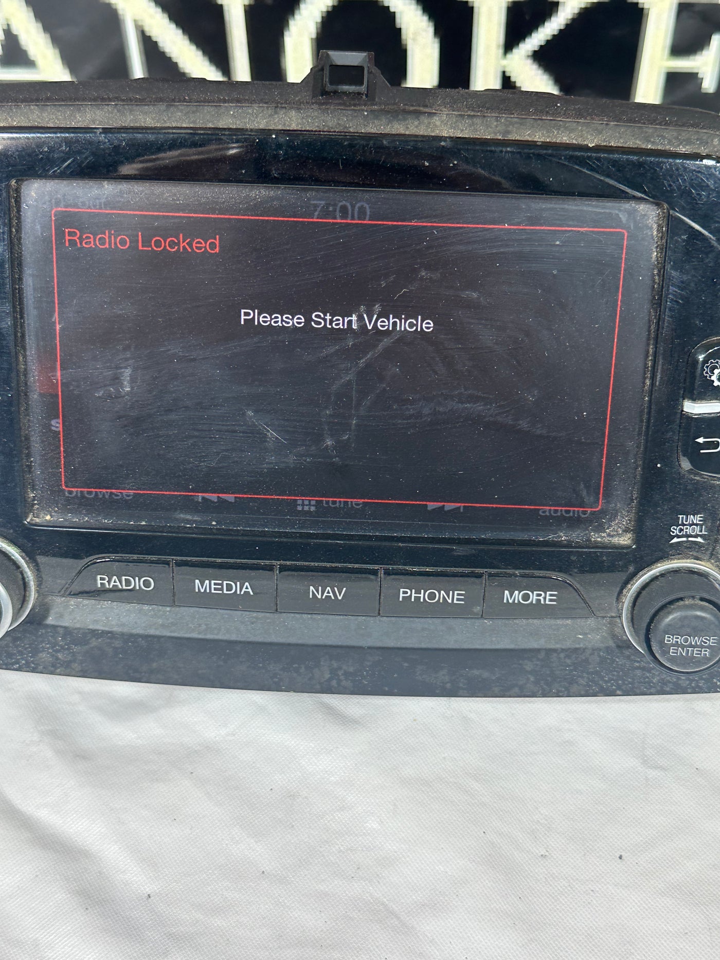 2014-2017 Fiat 500 Radio Display Screen Receiver Navigation 4Dr AM/FM OEM