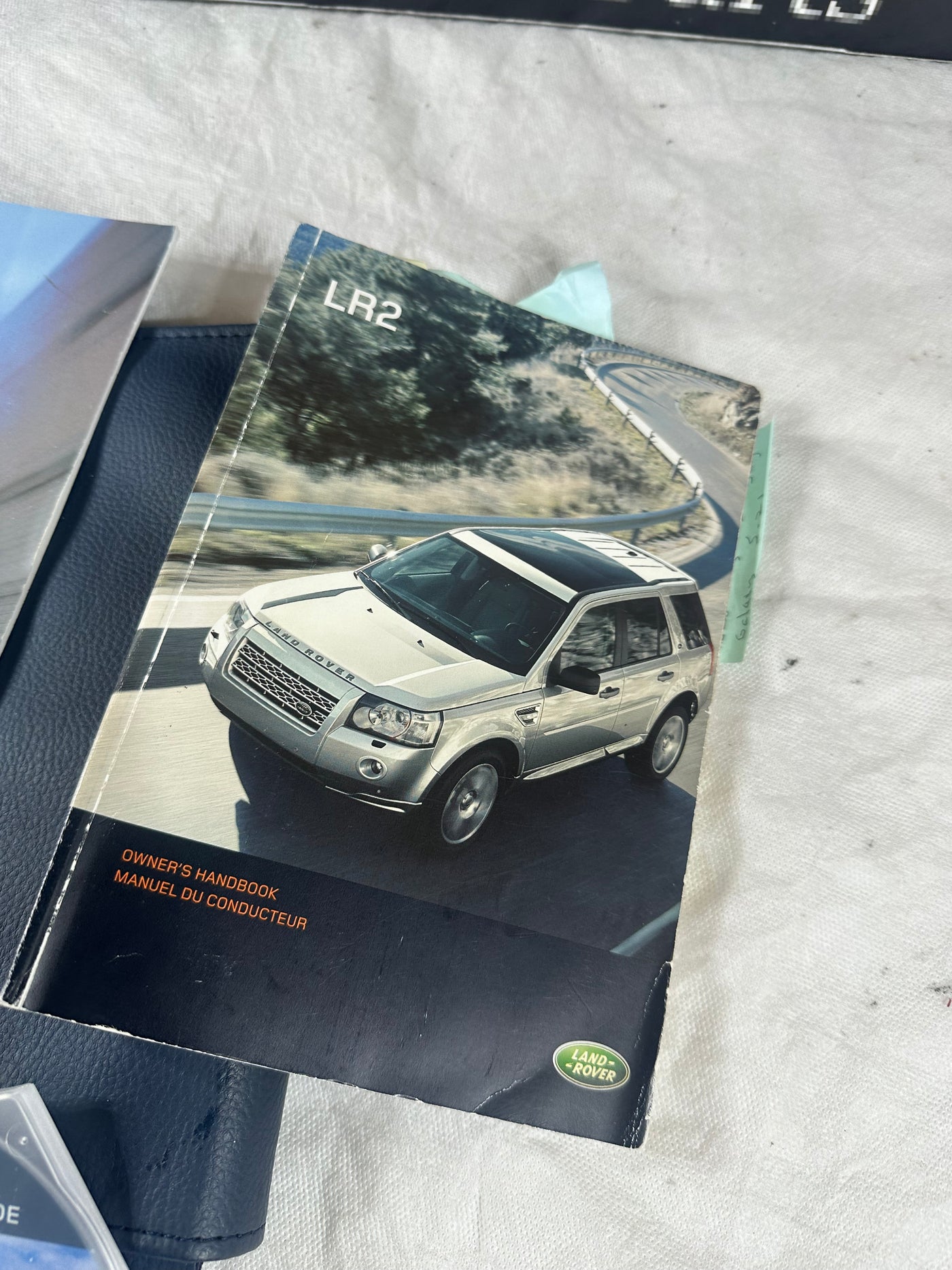 OWNERS MANUAL fits LAND ROVER LR2 2010 OEM