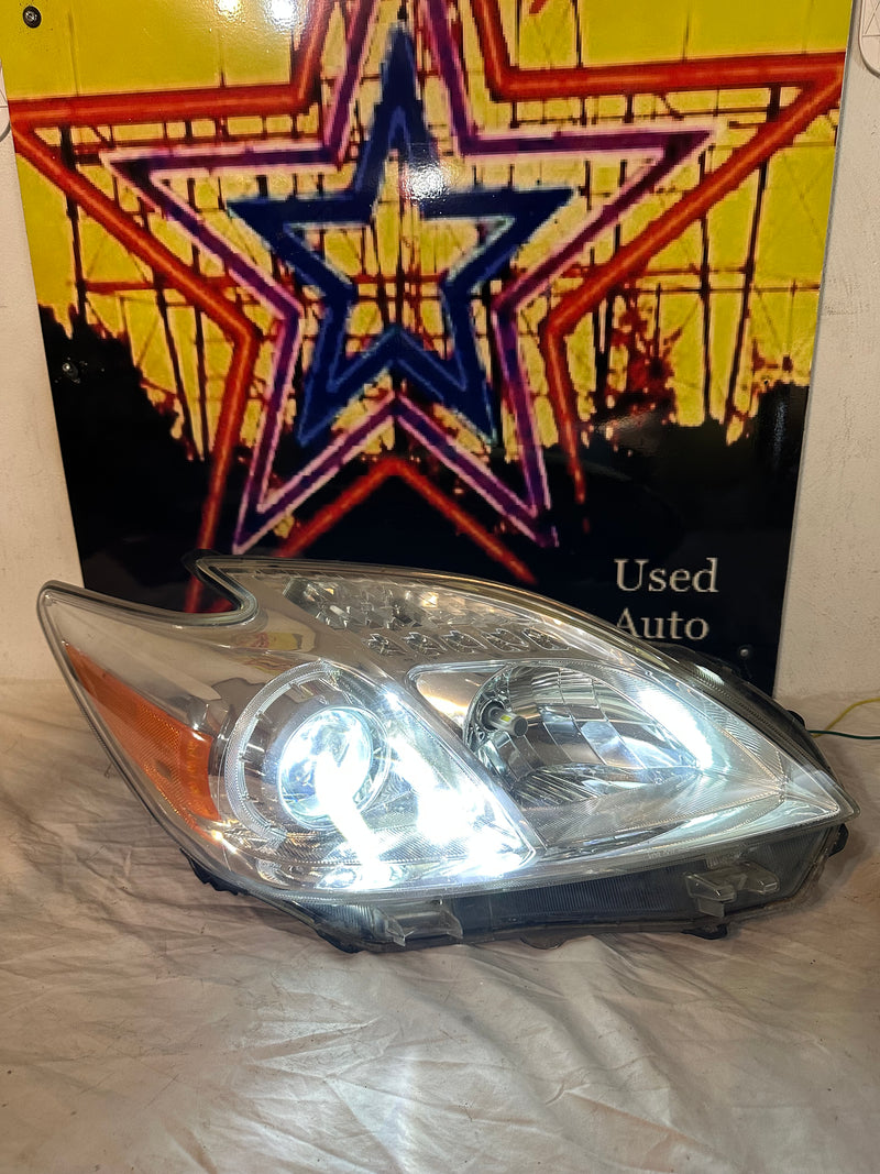 2012 2013 2014 2015 Toyota Prius Right Passenger Side HID Headlight PLAESE READ DESCRIPTION