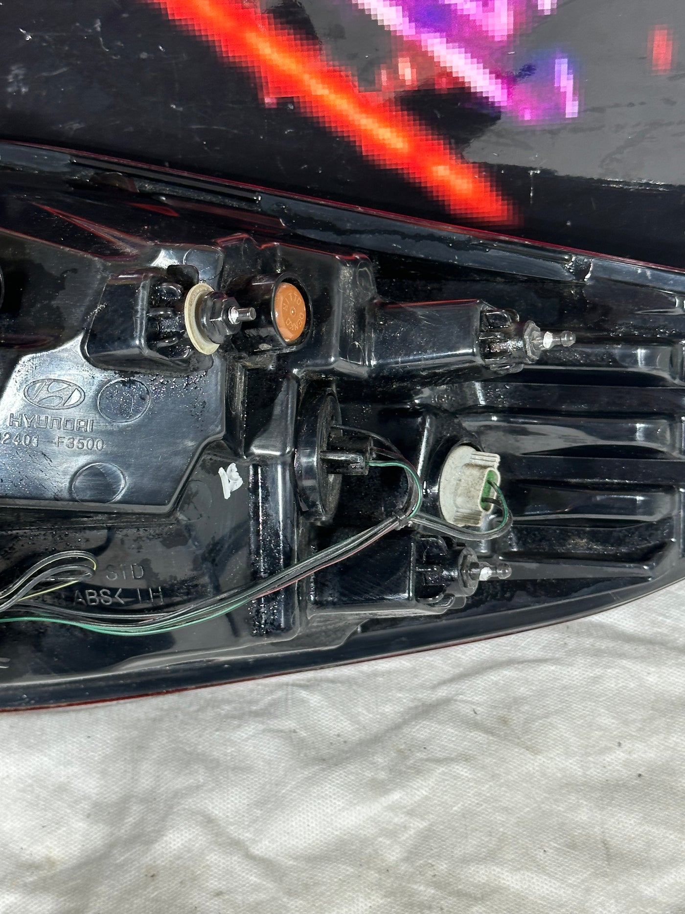 2019-2020 Hyundai Elantra Tail Light Assembly Left Driver Side Assembly OEM LH