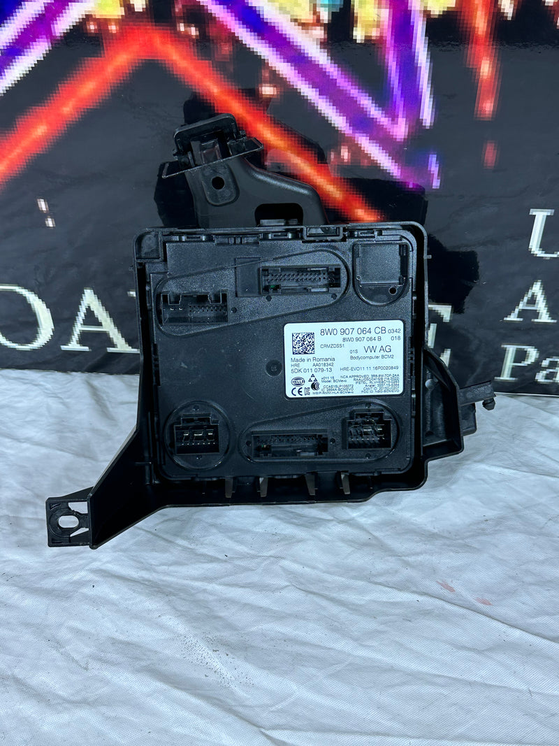 2017-2018 AUDI A4 BODY COMPUTER CONTROL MODULE BCM BCU UNIT 8W0907064CB OEM