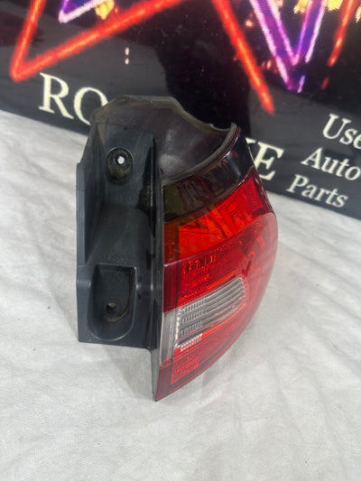 2014 2015 2016 2017 2018 Jeep Cherokee Tail Light Right Side RH Outer LED OEM