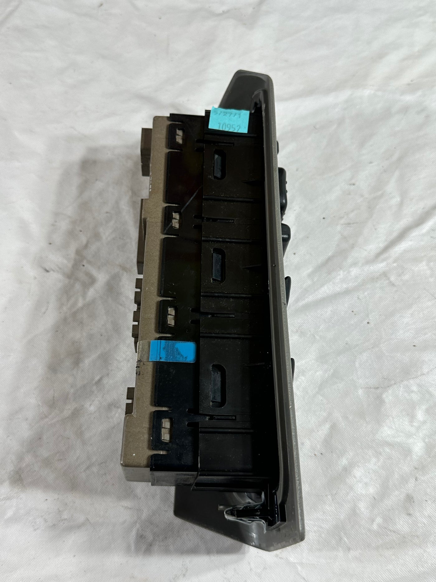 03-06 Tahoe Suburban Yukon Silverado LH Driver Master Power Window Switch OEM