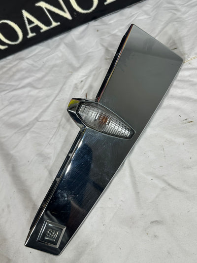 2010 Cadillac SRX Passenger Fender Turn Signal Marker 15890908 Turn Light signal OEM