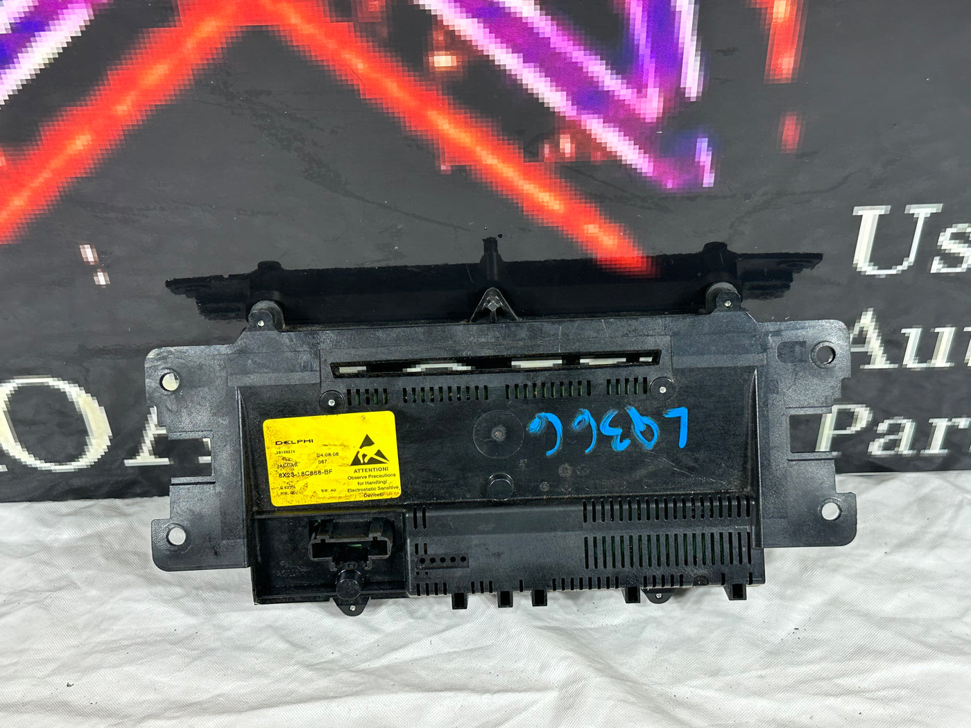 2009 2010 2011 Jaguar XF AC Heat Switch Climate Control Unit 8X23-18C858-BF