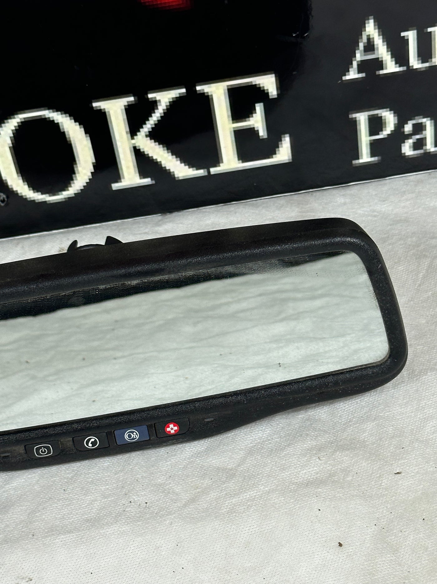 2007-2012 GMC ACADIA ENCLAVE REAR VIEW MIRROR ONSTAR W/ BACKUP CAMERA OEM