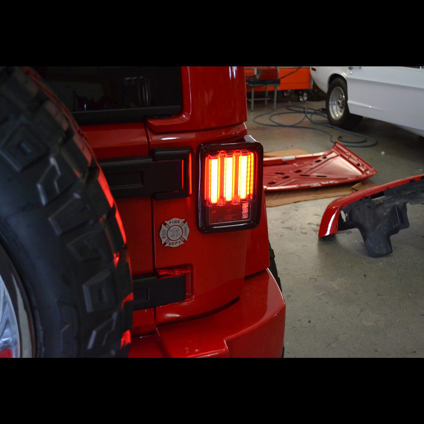 Jeep Tail Lights, Wrangler Tail Lights, Wrangler 07-18 Tail Lights, Smoked Tail Lights, LED Tail Lights, Recon Tail Lights