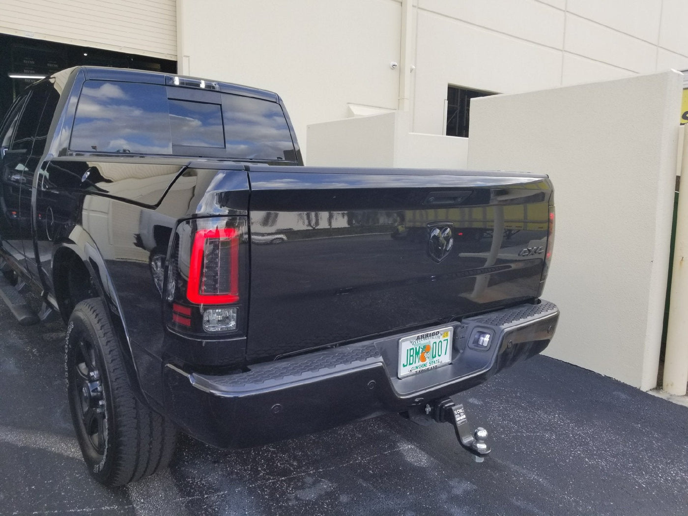 Dodge Tail Lights, Dodge RAM Tail Lights, RAM 1500 Tail Lights, RAM 2500 Tail Lights, RAM 3500 Tail Lights, RAM 1500 13-18 Tail Lights, Smoked Tail Lights, Recon Tail Lights, Tail Lights