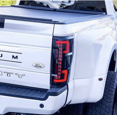 Ford Super Duty 20-22 (Replaces OEM Halogen) Tail Lights OLED in Smoked