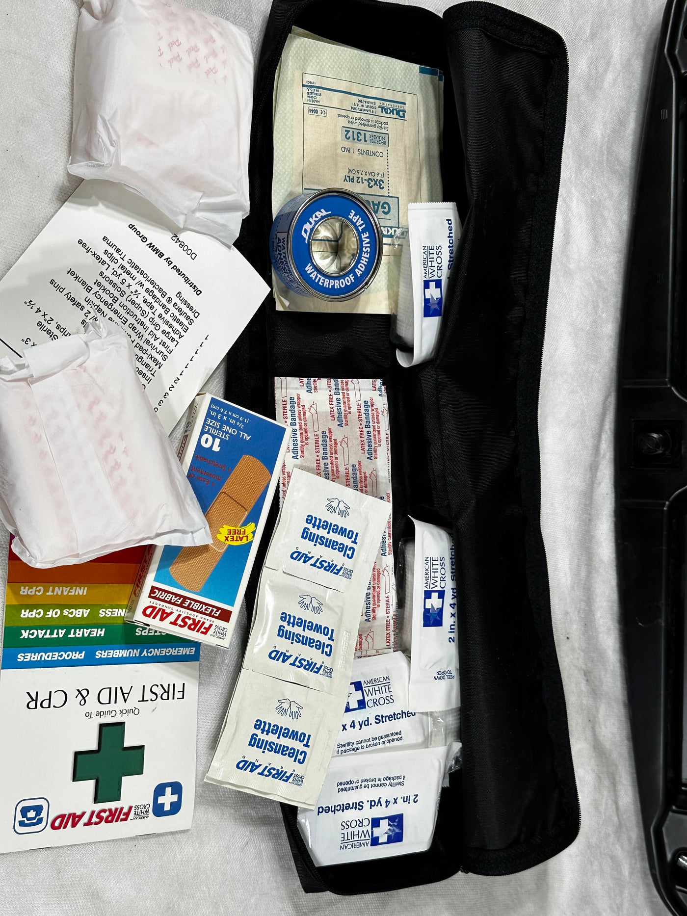 2004 2005 BMW 545i Sedan Rear Trunk Emergency First Aid Kit Tool Set 71116761420