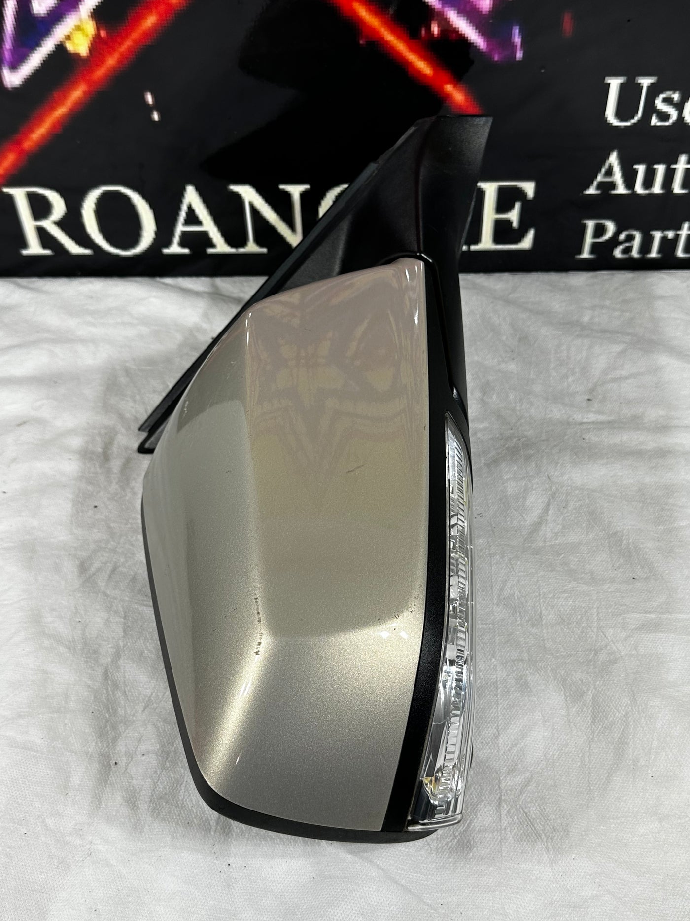 Passengers Side View Mirror Power With Turn Signal Fits 10-12 LACROSSE GOLD OEM