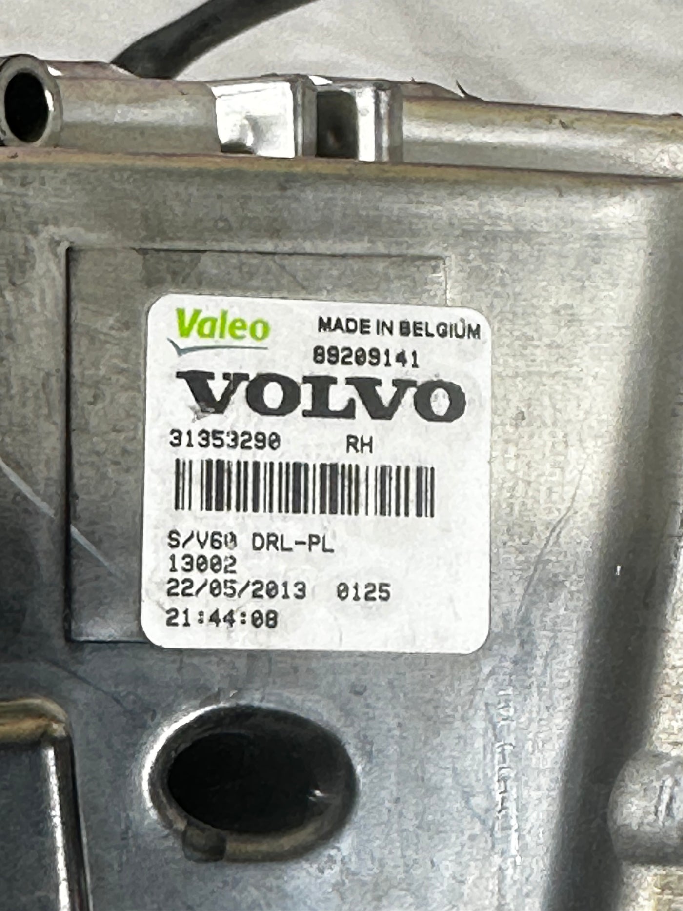 2014-2018 VOLVO S60 V60 FOG LIGHT DAYTIME RUNNING PASSENGER LED OEM 31420239